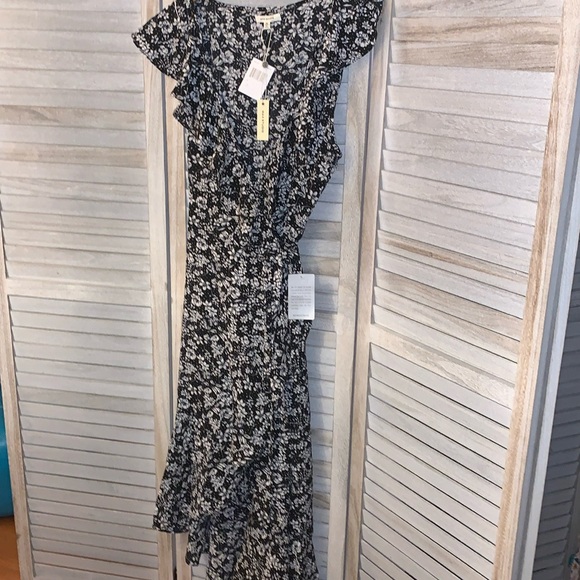 Max Studio Dresses & Skirts - NWT Nordstrom’s Max Studio Floral Wrap High low Dress